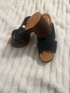 Bos. & Co. Made in Italy Black Leather Block Heel Slide Sandals Size 38/7
